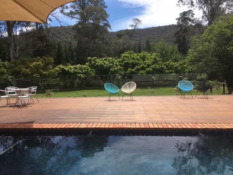 Bright Chalet - Queensland Tourism 17