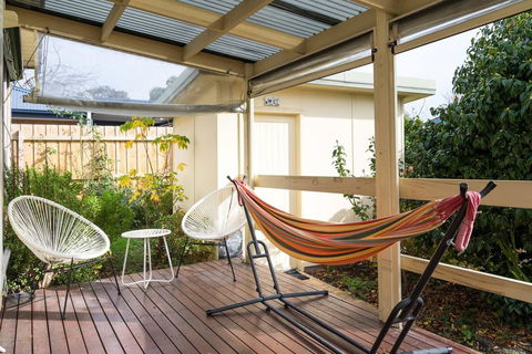 Nautique Beach House - QLD Tourism 15