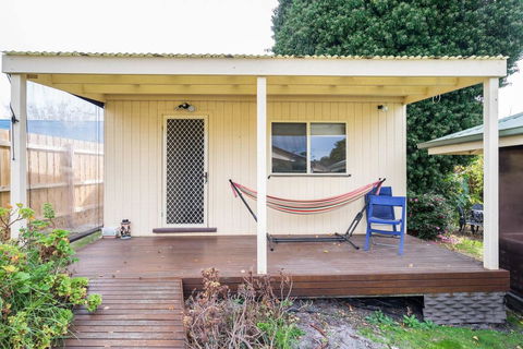 Nautique Beach House - QLD Tourism 18
