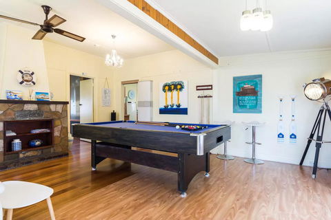 Nautique Beach House - QLD Tourism 5
