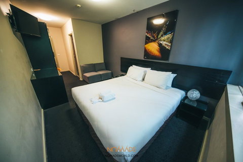 Nomads Melbourne Backpackers - Queensland Tourism 18