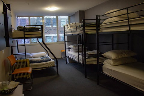 Nomads Melbourne Backpackers - Queensland Tourism 39