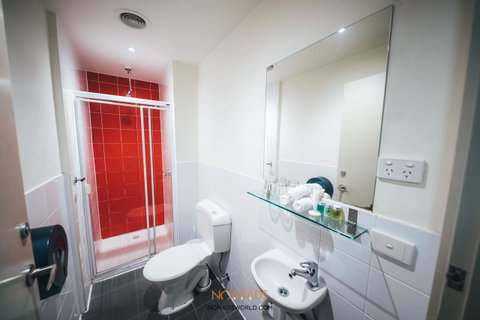 Nomads Melbourne Backpackers - Queensland Tourism 25