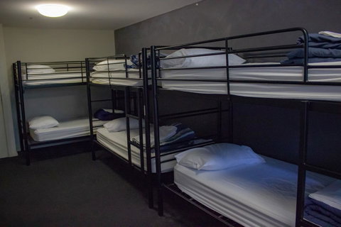Nomads Melbourne Backpackers - Queensland Tourism 35