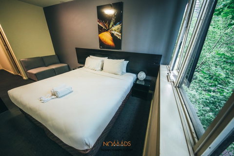 Nomads Melbourne Backpackers - Queensland Tourism 19