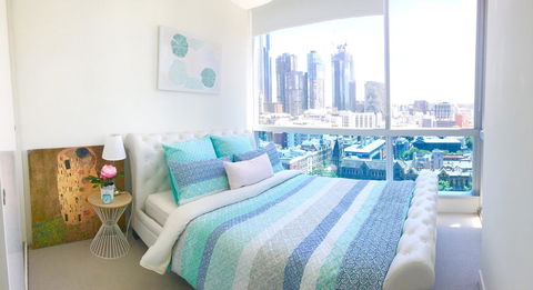La Maison - Great View, Free Parking, Pool, Gym, Perfectly Located 2BR Apartment - Queensland Tourism 3