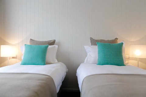 Lakes Edge Apartments - QLD Tourism 5