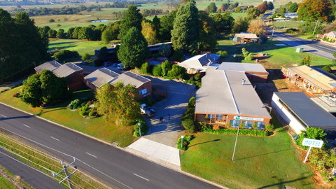 Mountain Creek Motel Bar & Restaurant - Queensland Tourism 21