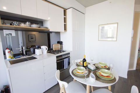 Carlson View Serviced Apartments - Queensland Tourism 7