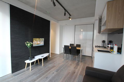 Carlson View Serviced Apartments - Queensland Tourism 10