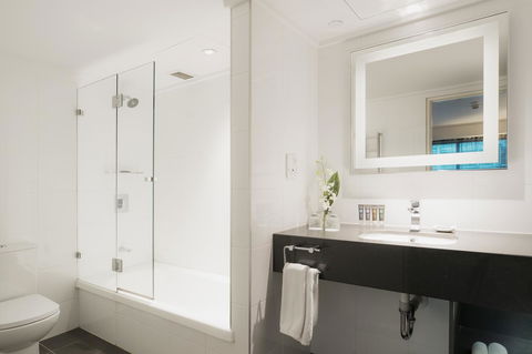 Novotel Melbourne On Collins - QLD Tourism 4