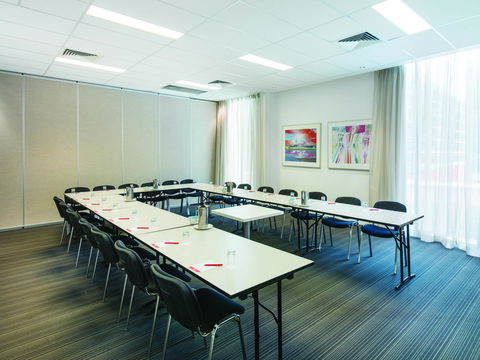 Travelodge Hotel Melbourne Docklands - QLD Tourism 11