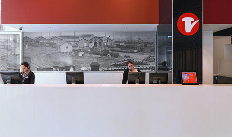 Travelodge Hotel Melbourne Docklands - QLD Tourism 9