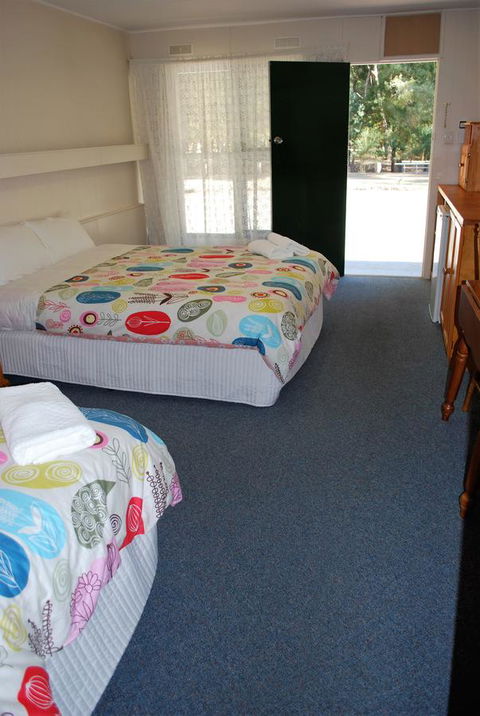 Gariwerd Motel - QLD Tourism 43