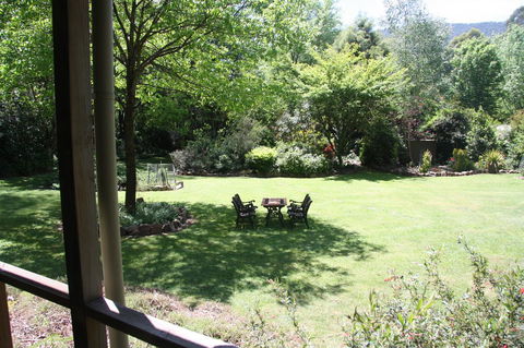 Shady Brook Cottages - Queensland Tourism 29
