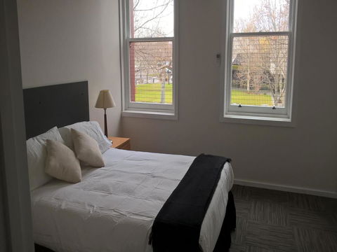 CROWN CENTRAL BUSINESS DISTRICT MOTEL - NO UNDER 18s - QLD Tourism 43