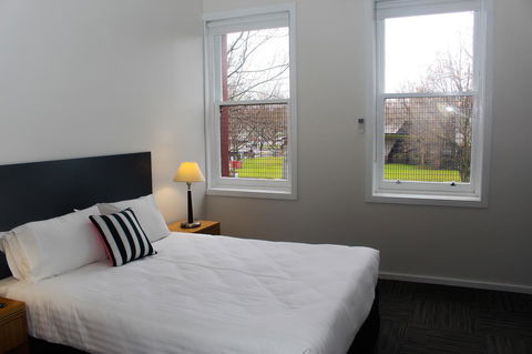 CROWN CENTRAL BUSINESS DISTRICT MOTEL - NO UNDER 18s - QLD Tourism 23