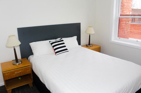 CROWN CENTRAL BUSINESS DISTRICT MOTEL - NO UNDER 18s - QLD Tourism 44
