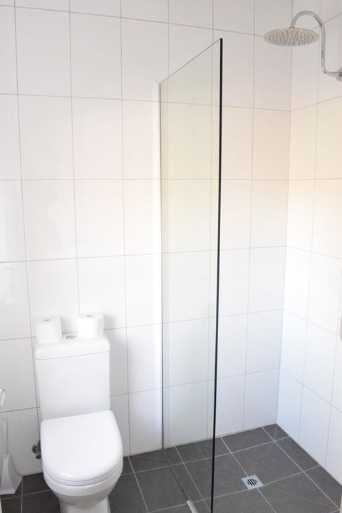 CROWN CENTRAL BUSINESS DISTRICT MOTEL - NO UNDER 18s - QLD Tourism 30