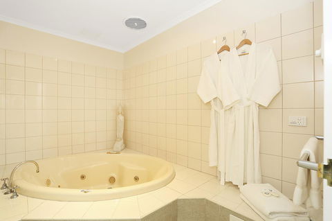 Quality Inn & Suites The Menzies - QLD Tourism 35