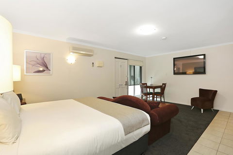 Quality Inn & Suites The Menzies - QLD Tourism 38