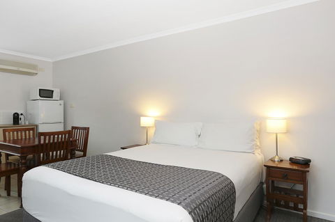 Quality Inn & Suites The Menzies - QLD Tourism 16