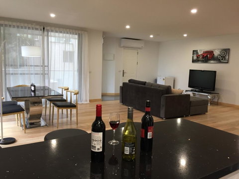 Apartments In Phillip Island Towers - Block C - QLD Tourism 41
