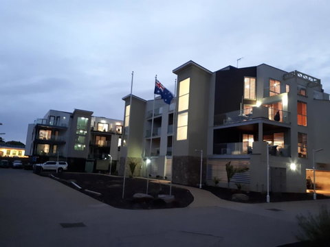 Apartments In Phillip Island Towers - Block C - QLD Tourism 15
