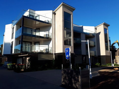 Apartments In Phillip Island Towers - Block C - QLD Tourism 29