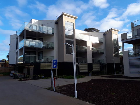 Apartments In Phillip Island Towers - Block C - QLD Tourism 17