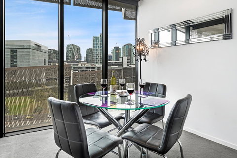 Docklands Executive Apartments - Melbourne - QLD Tourism 23