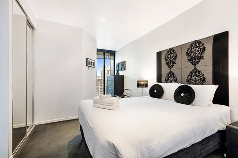 Docklands Executive Apartments - Melbourne - QLD Tourism 34