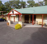 Sanctuary House Resort Motel - QLD Tourism