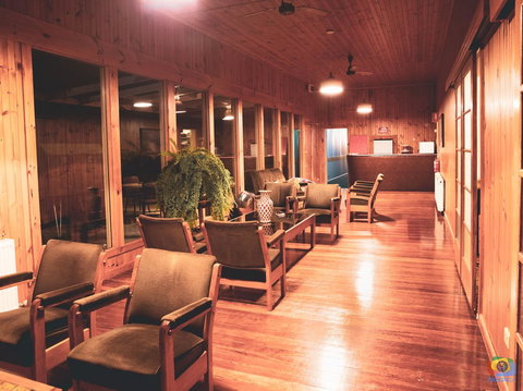 Amara Springs Guest House - Queensland Tourism 19