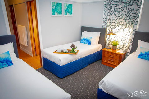Amara Springs Guest House - Queensland Tourism 13
