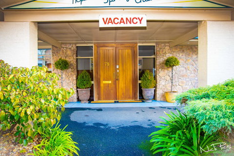 Amara Springs Guest House - Queensland Tourism 6