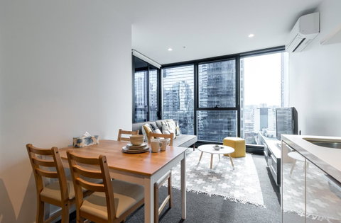 Melstay On Eporo Tower - Queensland Tourism 14