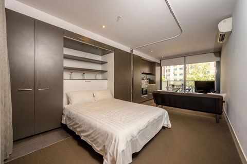Amazing Accommodations : South Yarra - QLD Tourism 18