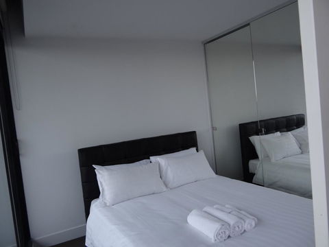 Amazing Accommodations : South Yarra - QLD Tourism 10