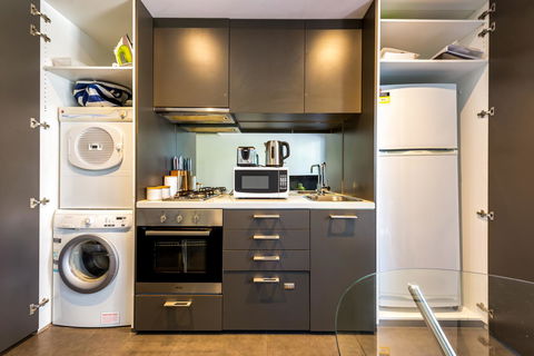 Amazing Accommodations : South Yarra - QLD Tourism 13