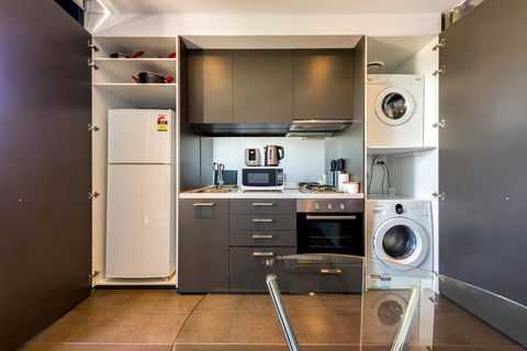 Amazing Accommodations : South Yarra - QLD Tourism 31