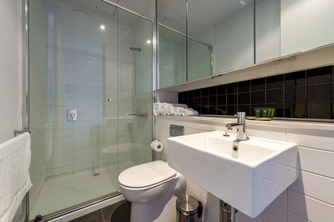 Amazing Accommodations : South Yarra - QLD Tourism 30