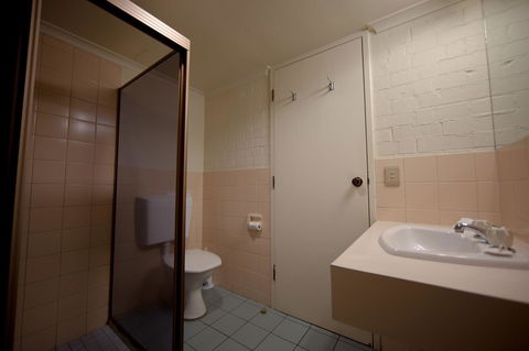 City Reach Motel - QLD Tourism 1