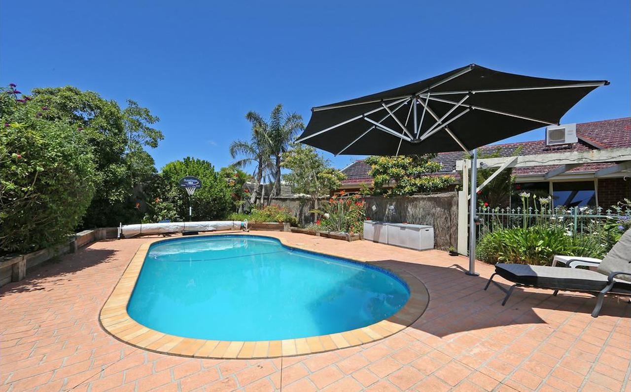 Rowville VIC Queensland Tourism