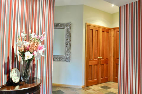 Crimea Retreat - QLD Tourism 4