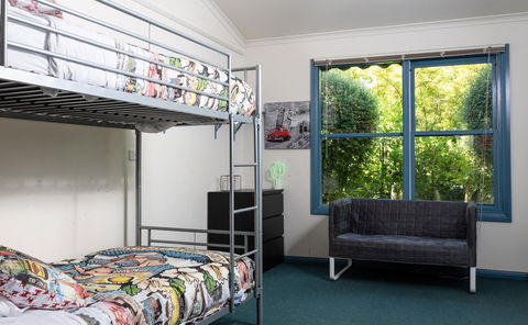 The Orchard House - Queensland Tourism 2