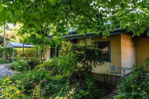The Orchard House - Queensland Tourism 0