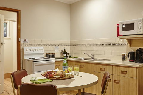Goldfield Holiday Units - QLD Tourism 8