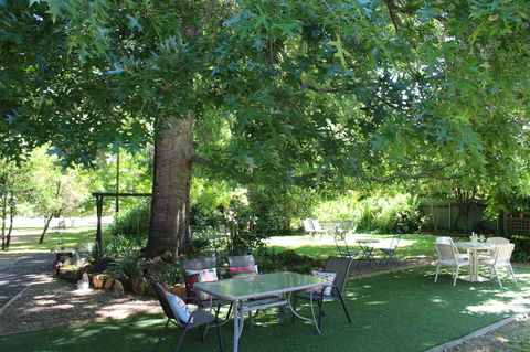 Goldfield Holiday Units - QLD Tourism 25