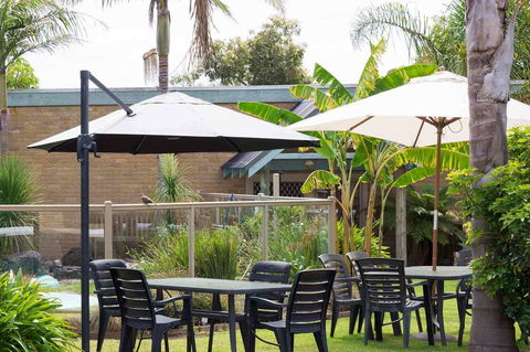 Tropicana Motor Inn - Queensland Tourism 40